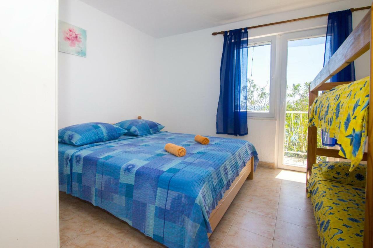 Apartments Robinzon Petar Gdinj Экстерьер фото